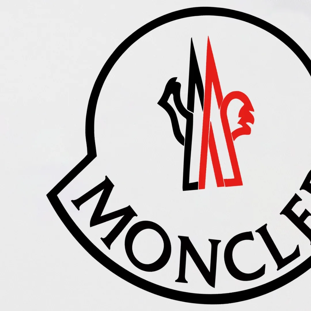 P80💰《Moncler~ 》 2026New Arrival Quality T ， , Versatile Quality ！ ‼ 32 250G ‼ ， ， ， ， T 🤪 Sizes：S-M-L-XL-2XL ：Black，White， Same Style